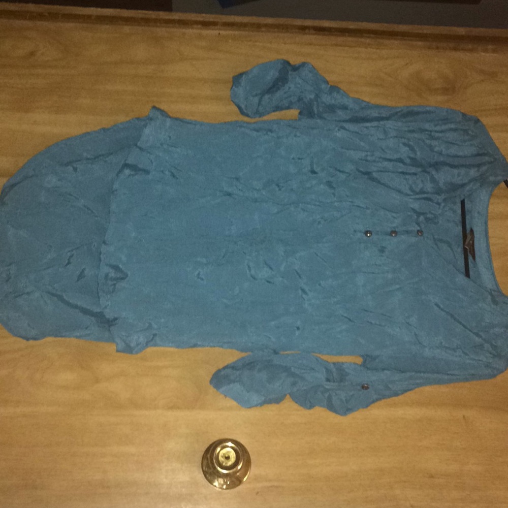 blue blouse